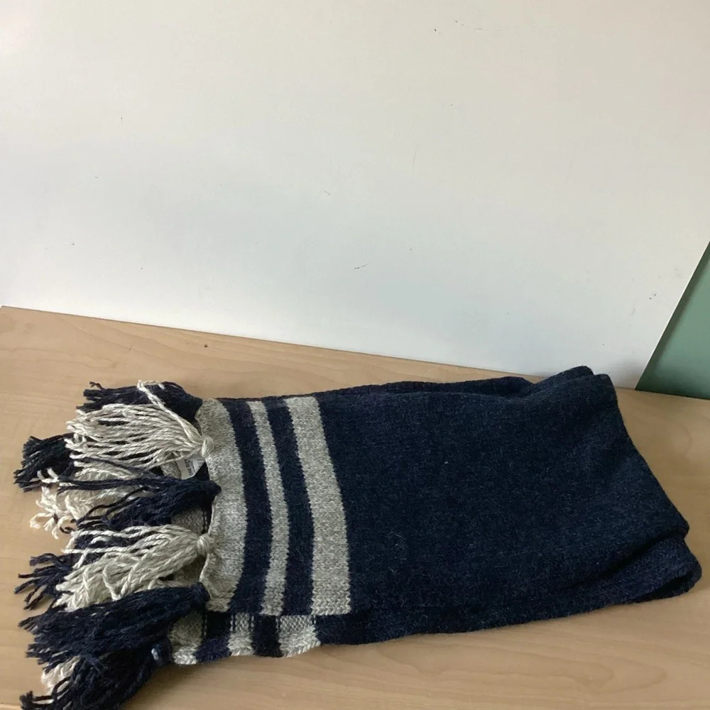 Fownes wool blend scarf